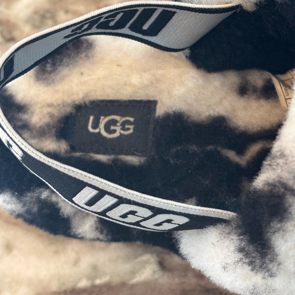 UGG Fluff Yeah Slide Zebra - Picture 6 of 7